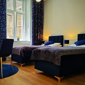  Apartment Hugo Star Poland